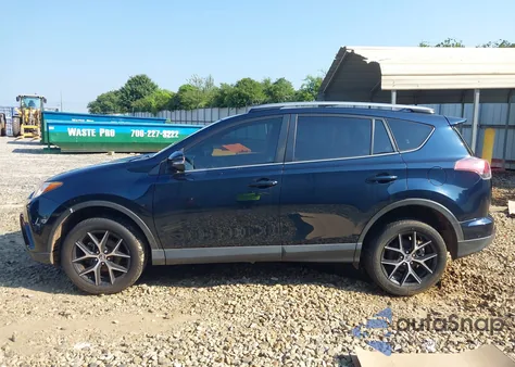 2018 Toyota Rav4 Se из США, поврежденный, VIN JTMNFREV8JJ191272